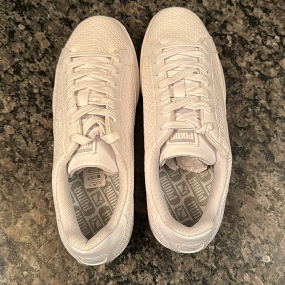 Puma match embossed white sneaker NIB 9 - Picture 8 of 9